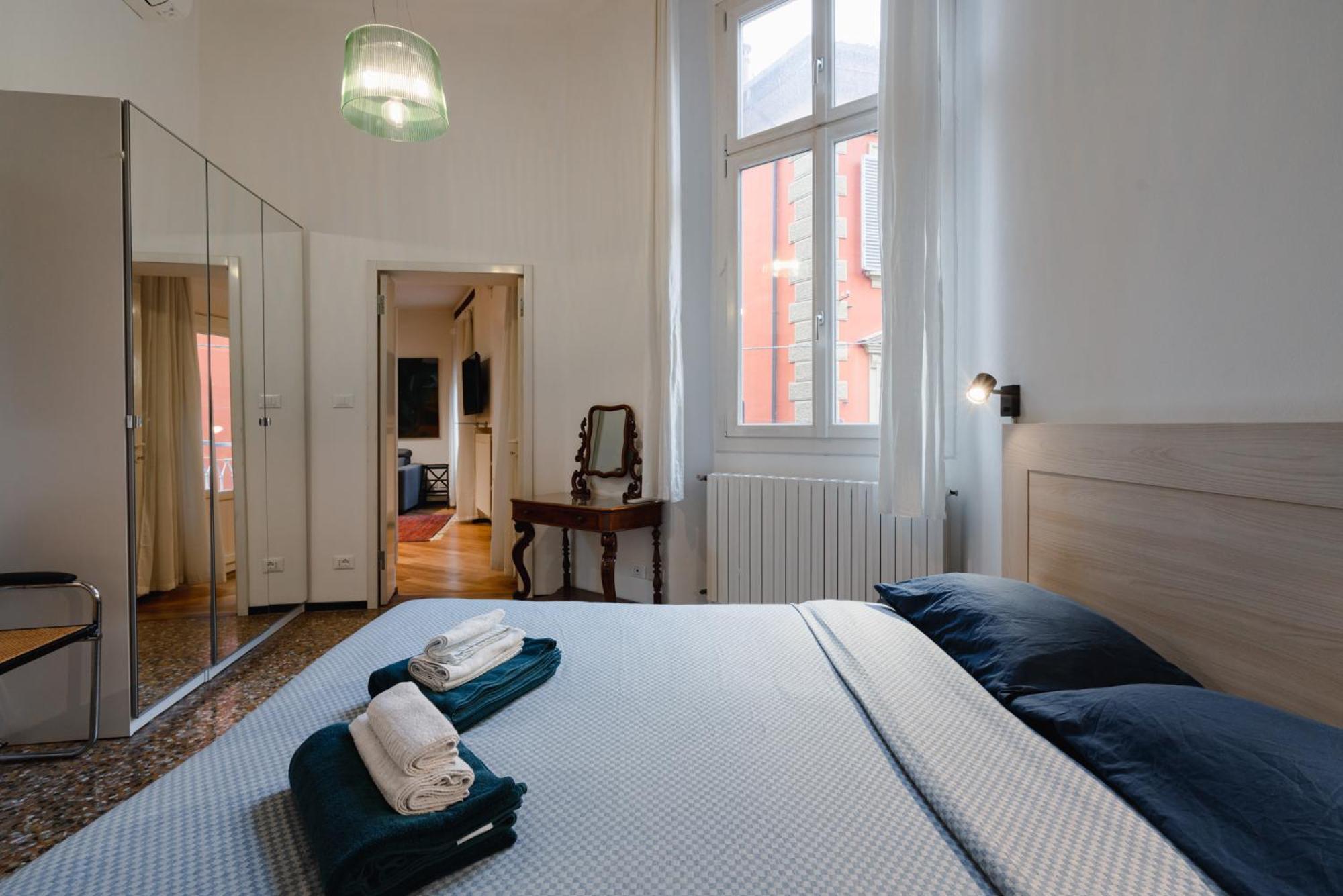 Palazzo Rialto Antique Apartment Bologna Ngoại thất bức ảnh