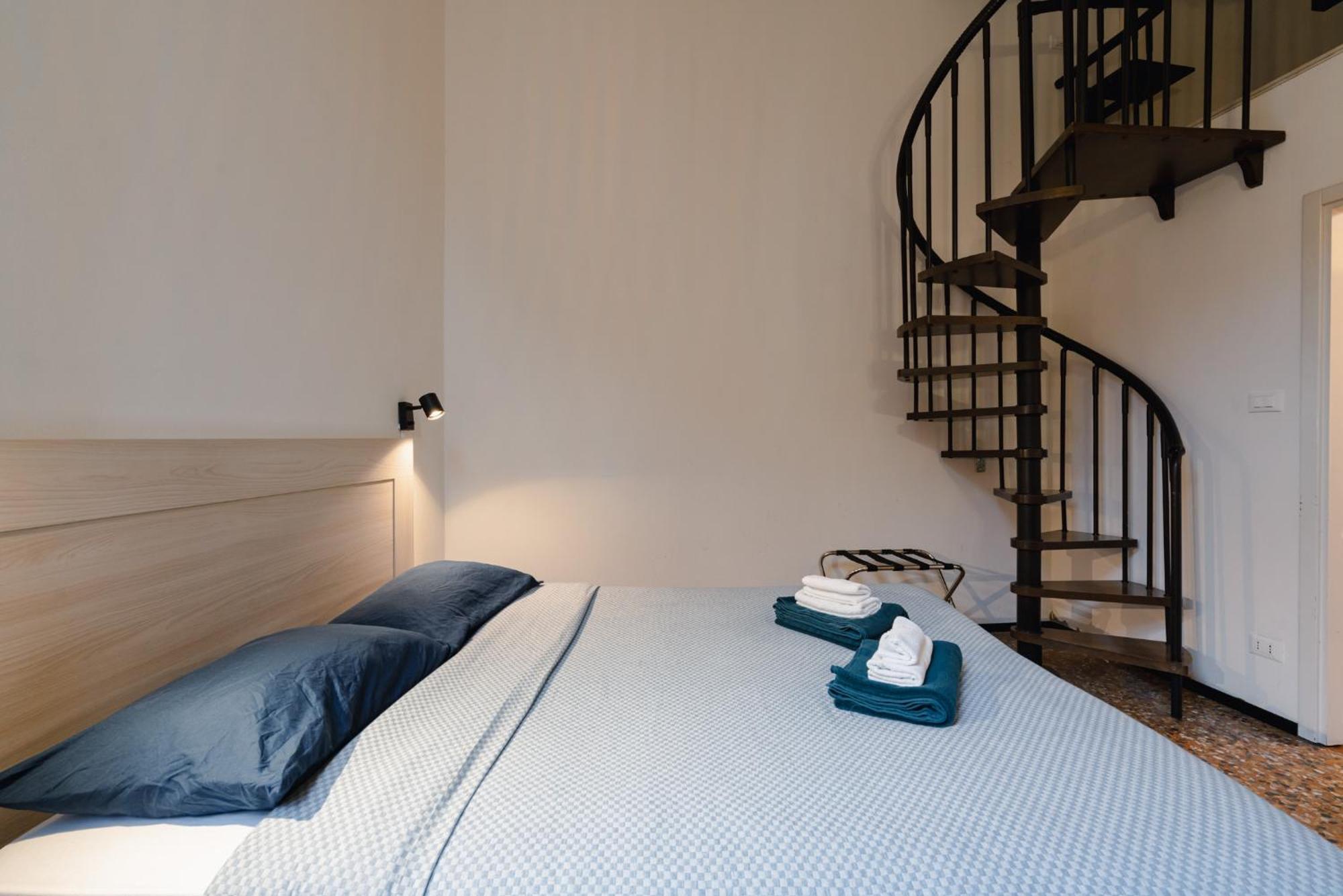 Palazzo Rialto Antique Apartment Bologna Ngoại thất bức ảnh